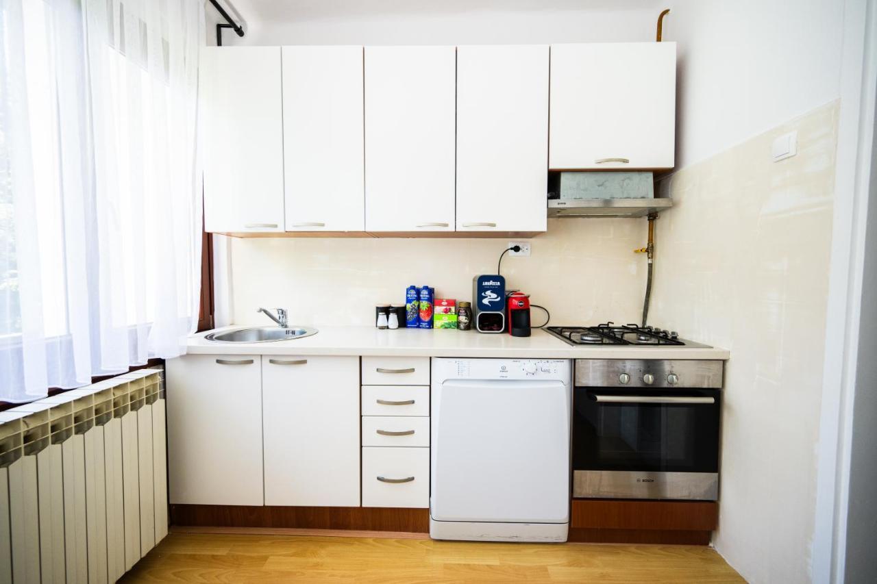 סראייבו Cozy One-Bedroom Apartment Near City Center מראה חיצוני תמונה